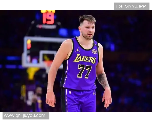 东契奇赛季前两场狂砍92分历史第四高超越乔丹仅次于大帅和浓眉