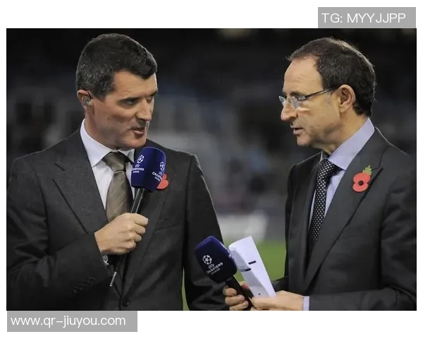 基恩与卡拉格在播客节目中巧遇撞衫引发笑料一脸懵的瞬间