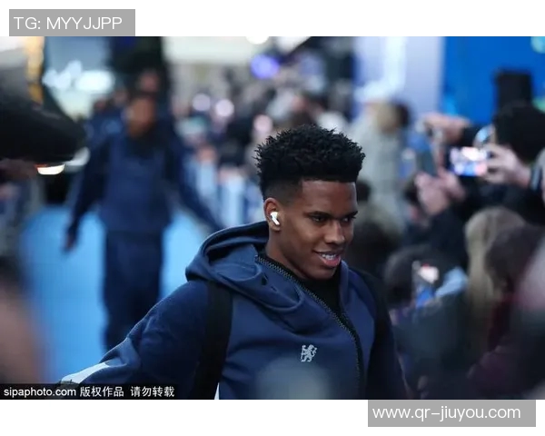 18岁埃斯特旺期待用精彩表现回馈球迷回忆绝杀利物浦的激动时刻